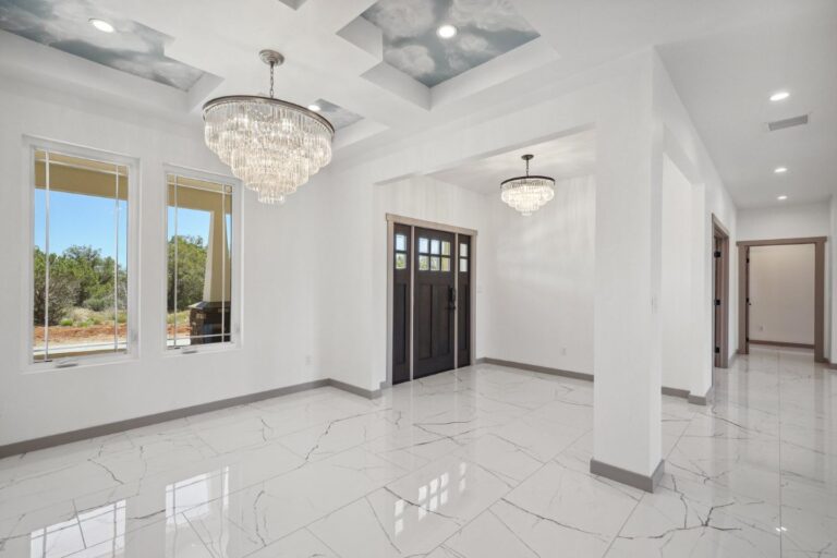 24148 dining | Maxwell Development