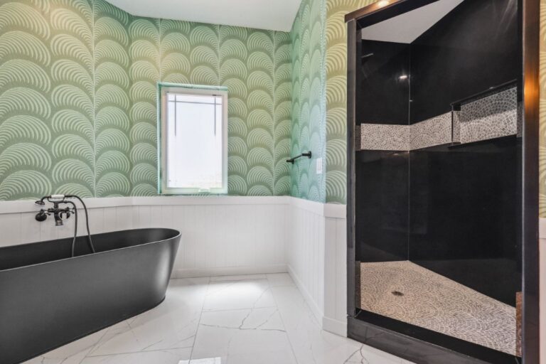 24148 m bath | Maxwell Development